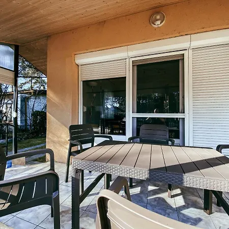 Apartamento All Season Apartman *